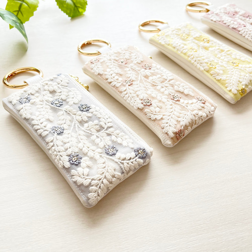 ギフトにも＊インド刺繍リボンのミニポーチ＊キーリング付き ポーチ