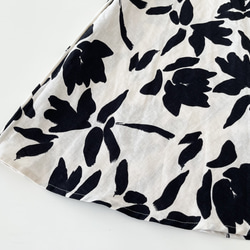 フレアースカート * CottonLinen 花柄 *　IvoryXBlack 8枚目の画像