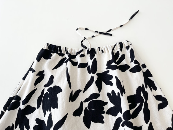 フレアースカート * CottonLinen 花柄 *　IvoryXBlack 6枚目の画像