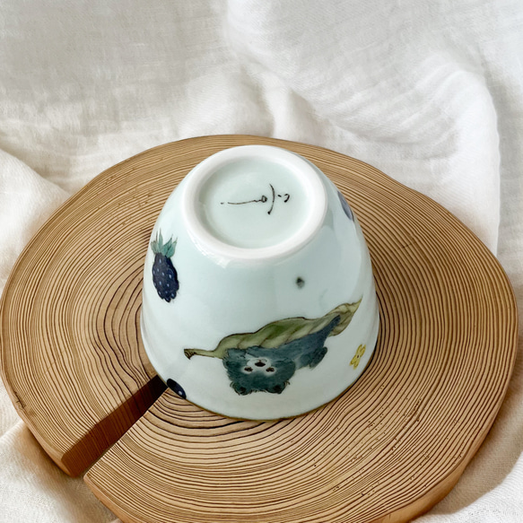 チコロット❤️すべて手描き❤️染付け❤️青リンゴ❤️猫❤️カップ❤️コーヒーカップ❤️お湯呑み❤️小鉢❤️ポメラニアン 10枚目の画像