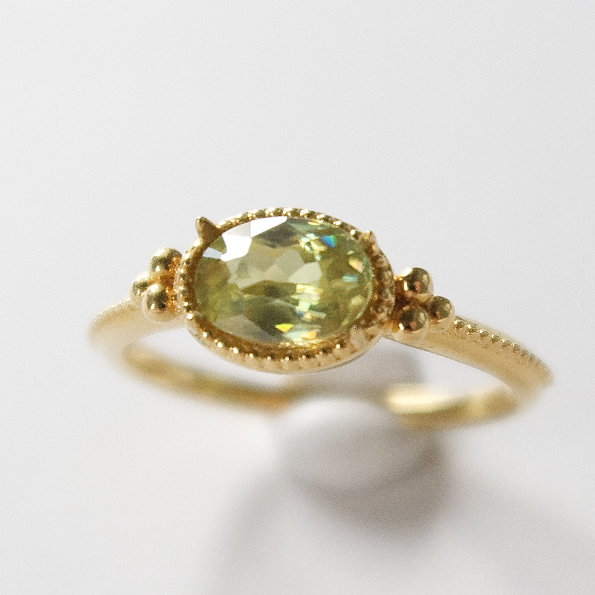 《スフェーン｜Sphene》Silver925・K10ゴールド／天然石リング・受注制作｜ANUENUE