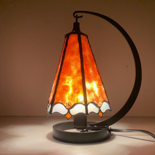 ステンドグラスランプ オレンジ 楽天市場】ステンドグラス ランプ・6面体吊り下げランプ