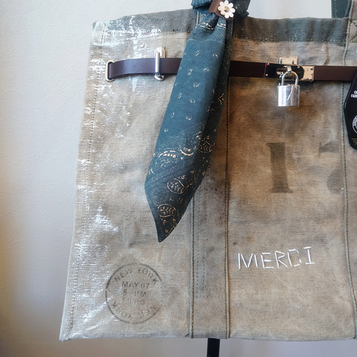 ヴィンテージミリタリー生地 リメイク トートバッグ再構築vintageヘリテージ ヴィンテージミリタリー テント生地 リメイク トートバッグ再