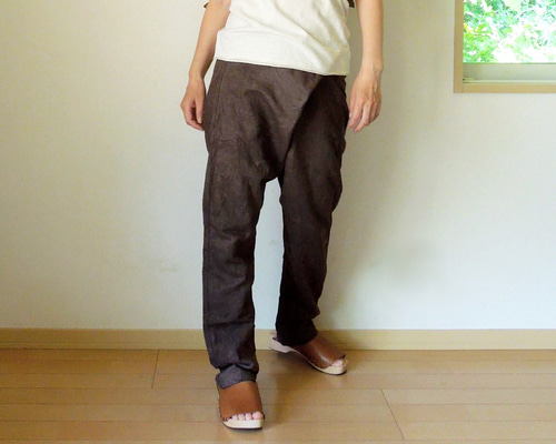 asana HEMP100% デニム風 まつり タイパンツ○草木染め麻墨