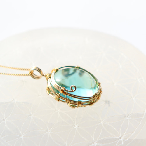 アンダラクリスタルのワイヤージュエリーネックレス✧アクアブルー