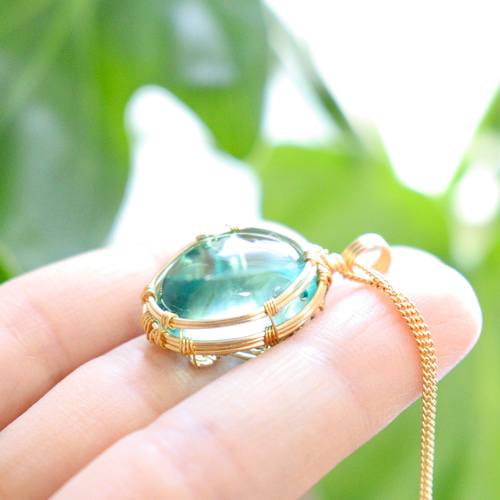 アンダラクリスタルのワイヤージュエリーネックレス✧アクアブルー