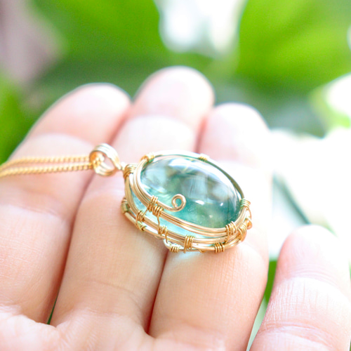 アンダラクリスタルのワイヤージュエリーネックレス✧アクアブルー