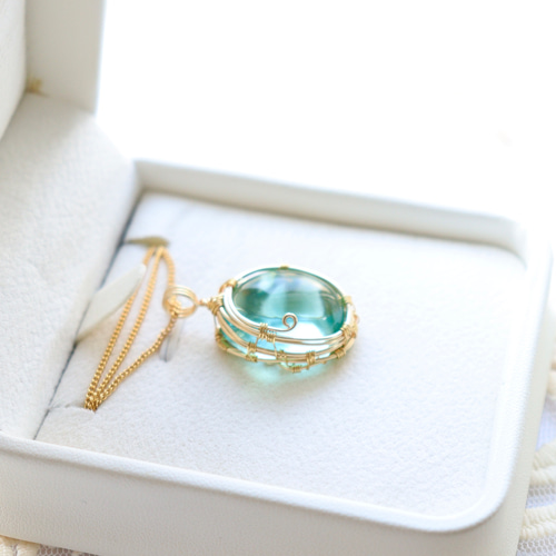 アンダラクリスタル︎︎⟡エメラルドグリーンワイヤージュエリー