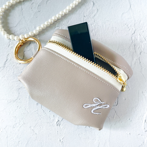 gsgs♡ ウエイト枠 刺繍イニシャルポーチ♡ Luke♡ ウエイト枠 刺繍イニシャルポーチ♡ 楽天市場】【数量