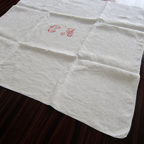 リネンテーブルナプキン6枚　ドロンワーク刺繍フランス製 リネンテーブルナプキン6枚 ドロンワーク刺繍フランス製 テーブルナプキン