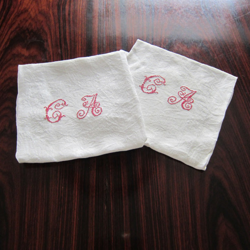 麻ダマスク織 テーブルナプキン 赤イニシャル刺繍リネン フランス