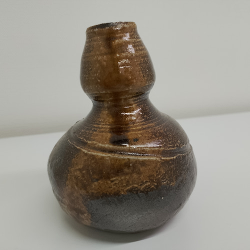 花器徳利 備前焼 2542】.花器、徳利…備前焼 備前自然練込徳利 to-38