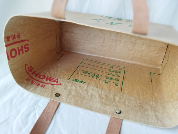 ★一閑張り風・小麦粉袋ネオン×米袋バッグお袋さん★ 8枚目の画像