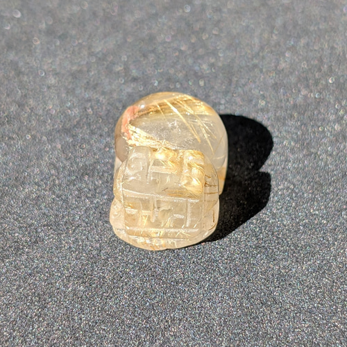 ゴールドタイチンルチルクォーツ 貔貅 ヒキュウ 引き寄せの効果が