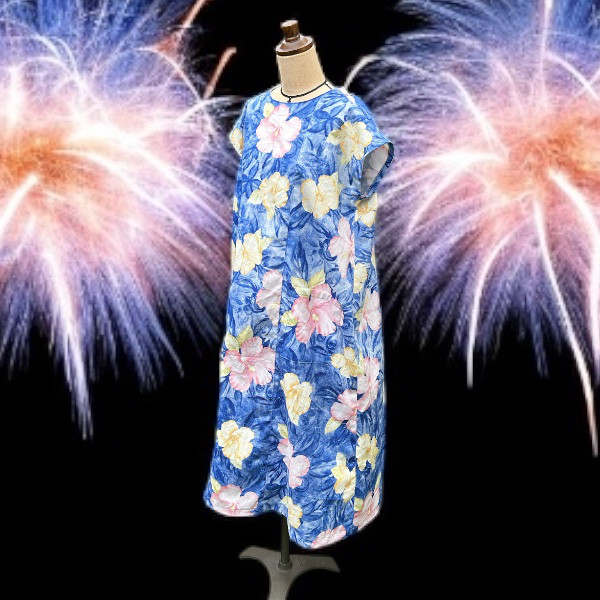 夏物バーゲンハイビスカス柄の浴衣を涼しいワンピースにリメイク⭐️送料無料￥7900⇒￥6800