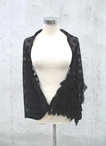 【再販】３WAY以上着回し　黒チュール水玉ドットイタリー製フリル　ショートボレロ　羽織　ストール