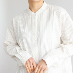実用性と上品さを兼ね備えたストライプシャツ コットンジャガードストライプシャツ　ベージュ＊ホワイト　250507-2 5枚目の画像