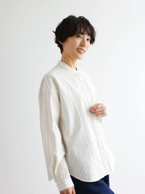 実用性と上品さを兼ね備えたストライプシャツ コットンジャガードストライプシャツ　ベージュ＊ホワイト　250507-2 3枚目の画像
