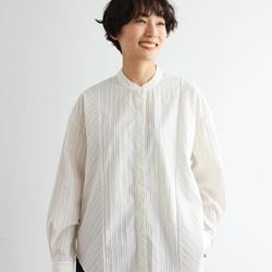 実用性と上品さを兼ね備えたストライプシャツ コットンジャガードストライプシャツ　ベージュ＊ホワイト　250507-2 2枚目の画像