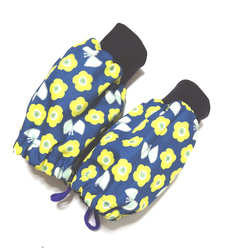 ショート リブ付きアームカバー(花と蝶々) 1枚目の画像