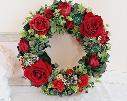 メアリの赤いバラのリース 約25㎝ アーティフィシャルフラワー(高品質