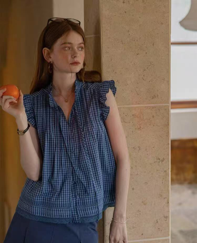 Vネックノースリーブブラウス　レース切替トップス