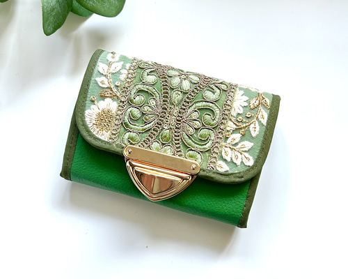 インド刺繍のショルダーバック、ミニ財布、ペンケース3点セット コロンっとかわいい ミニ財布 インド刺繍リボン お財布ショルダーにも