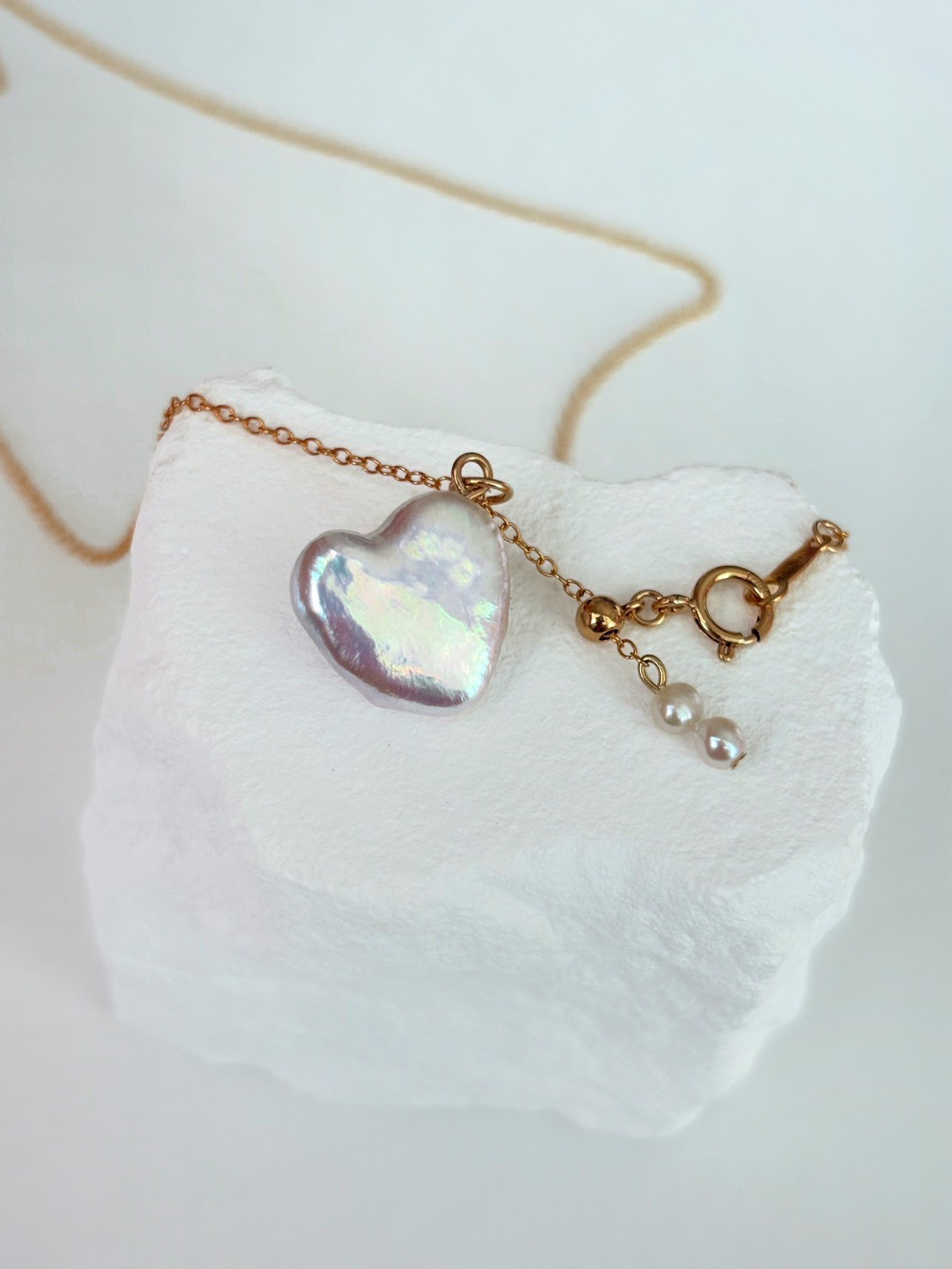 【30％OFF】:【1点もの】厳選　テリテリハートバロックパールのネックレス　14kgf 調整可能ボールチェーン