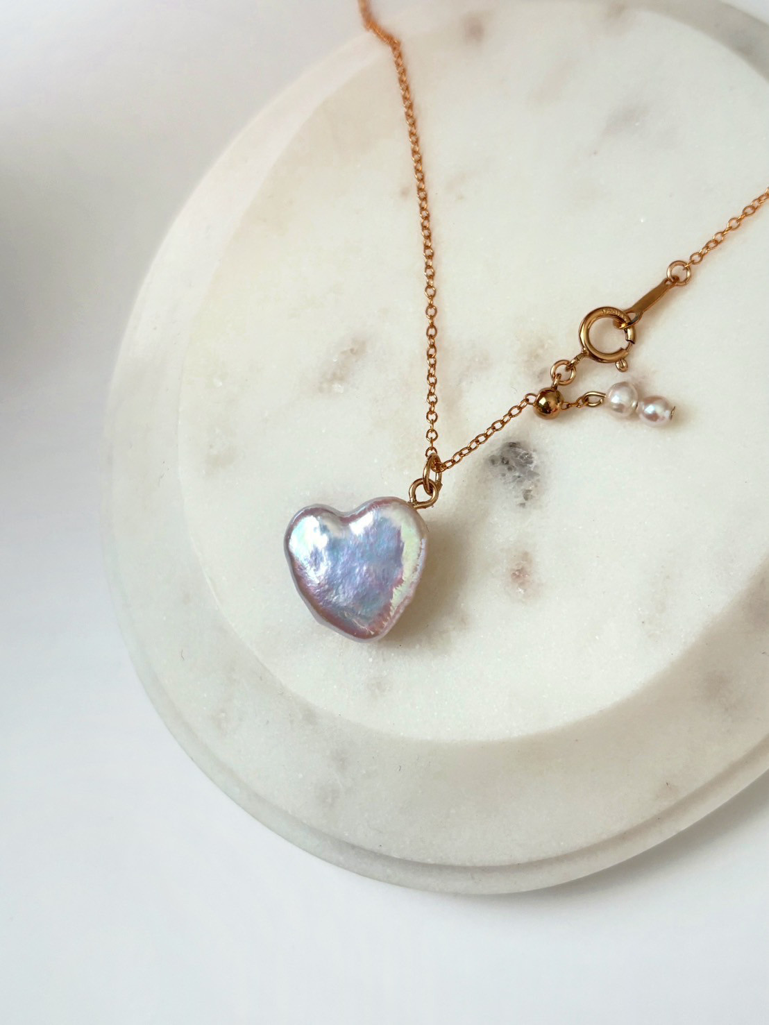 【30％OFF】:【1点もの】厳選　テリテリハートバロックパールのネックレス　14kgf 調整可能ボールチェーン