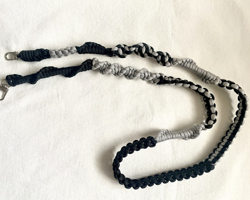 【ハンドメイド】パラコード・スマホ用ショルダーストラップ ハンドメイド ストラップ スマホ ショルダー パラコード 花x4 PS540