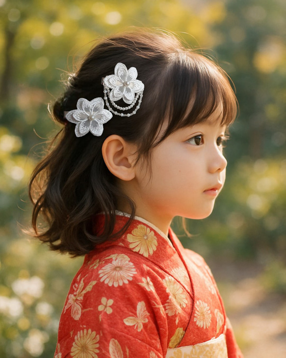 透け感と光沢❁純白ホワイト❁ヘアクリップ２つセット❁オーガンジーレース二枚重ね　ガーランド　【発表会・お呼ばれに】 13枚目の画像