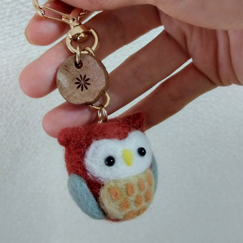 羊毛フェルト ふくろうキーホルダー 羊毛フェルト Lana** 通販