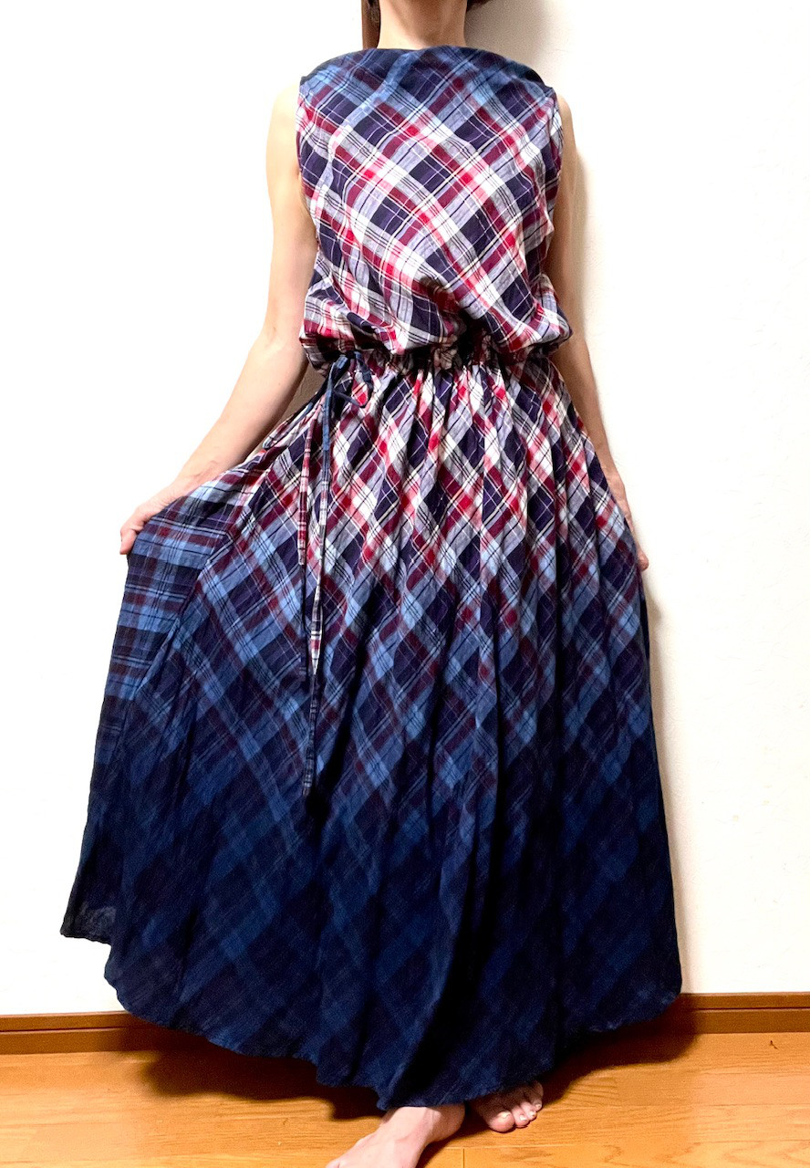 藍染めグラデーション　ワンピース  着物リメイク