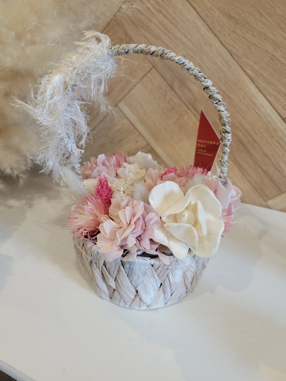 母の日アレンジ♡アロマとお花で癒されるアレンジ 6枚目の画像