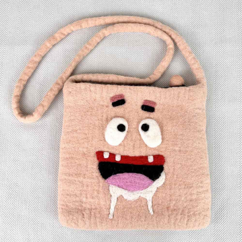 ナナ　羊毛フェルト生地のショルダーバッグ ナナ 羊毛フェルト生地のショルダーバッグ ナナ 羊毛フェルト生地の