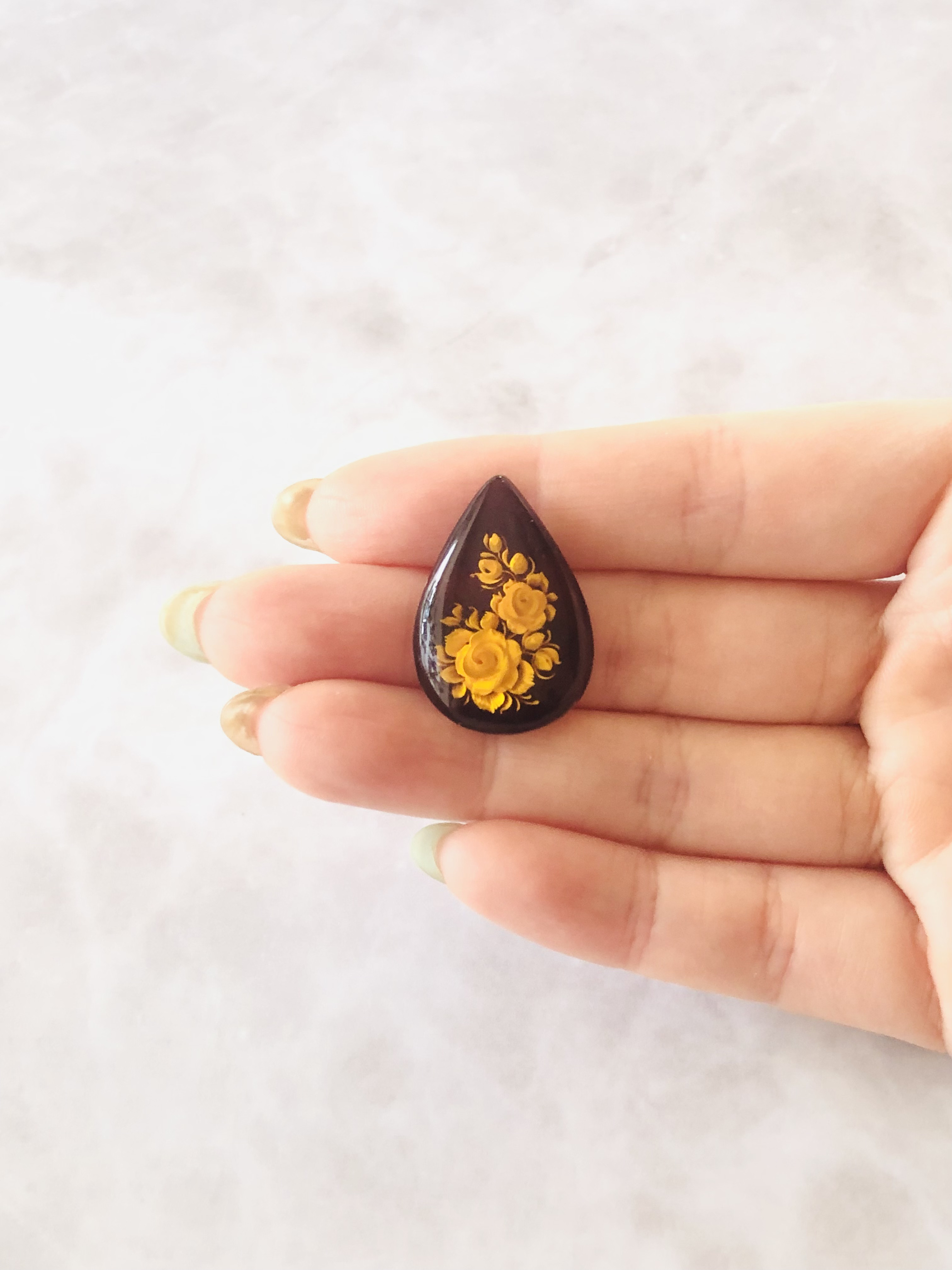 薔薇彫✴︎アンバーのルースタンブル