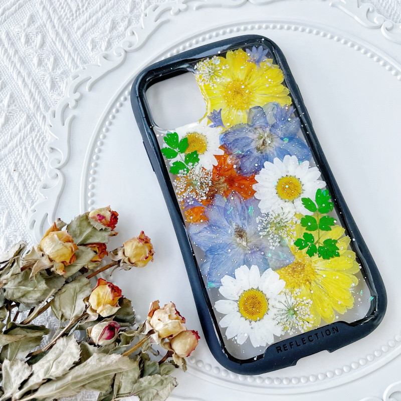 菊のiFace風押し花スマホケース、iPhone全機種対応、iPhone16、iPhone15Pro、iPhone8