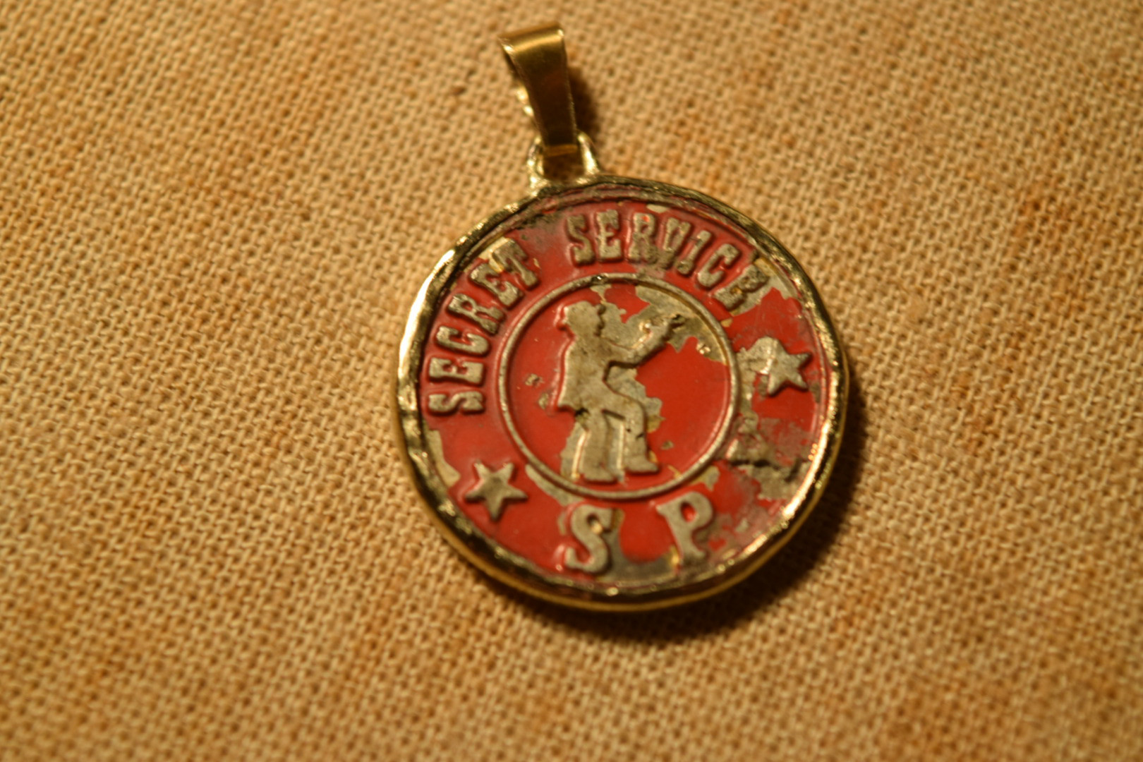 スパイのためのペンダントトップ