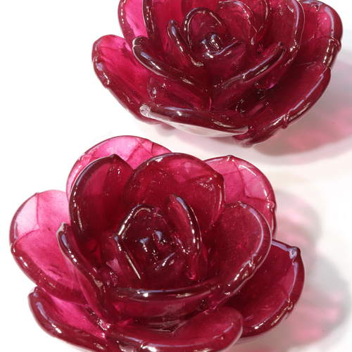 ❤アンティーク加工  教会と、ピンクのミニ薔薇のミニオブジェ 世界バラ会議記念作品『ガラスの薔薇のミニオブジェ（ローズレッド