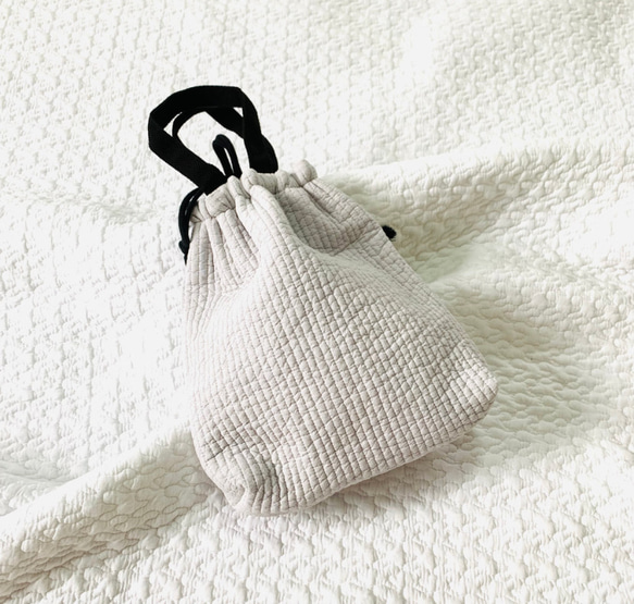 Sサイズ　おとぼけだいなそー　nubiが選べる お着替え巾着　ヌビポーチ　お着替え　おむつポーチ　恐竜刺繍　オリジナル 6枚目の画像