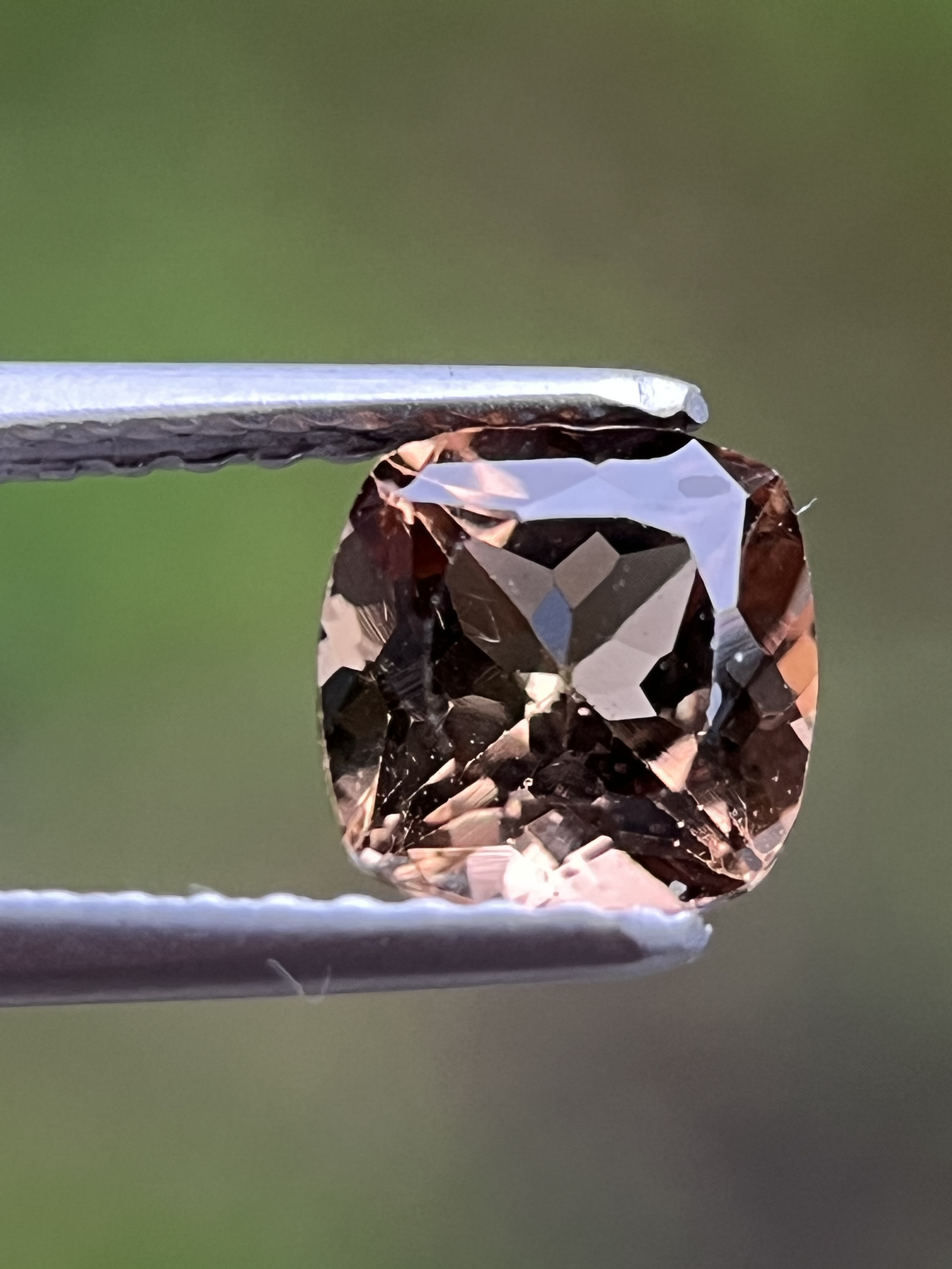 ピンクジルコンルー1.16ct Natural pink Zircon