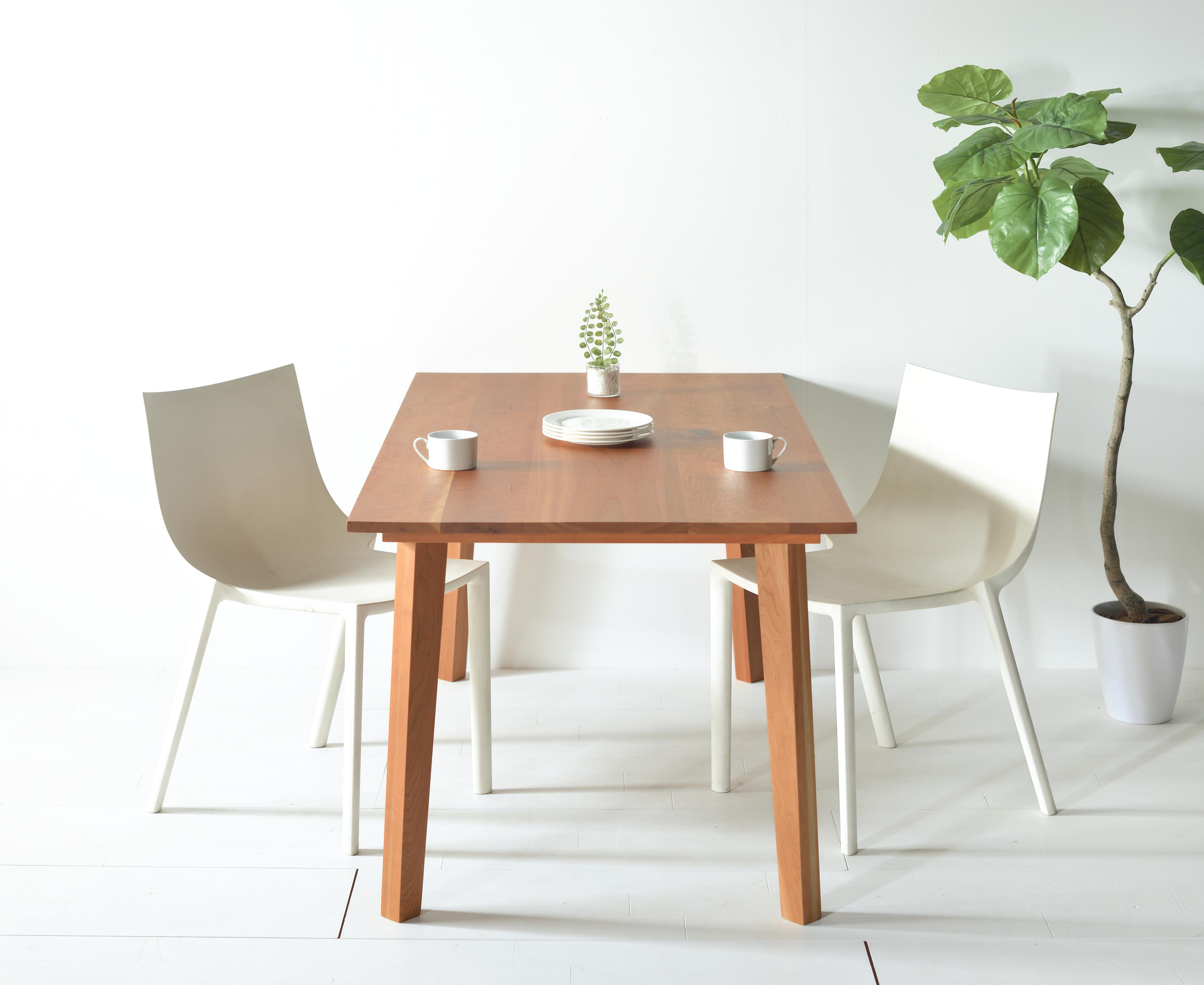 【シンプルモダンテイストのダイニングテーブル】 セブンダイニングテーブル 120 チェリー 無垢材 アールテック