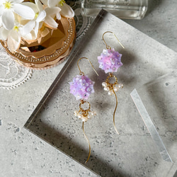 可憐な椿クリップイヤリング アシンメトリー ポリマークレイ オーブン