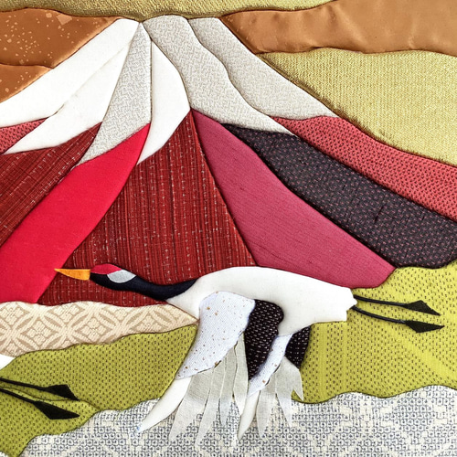 伝統織物のトップブランド塩沢織 木目込みパッチワーク 吉祥赤富士と