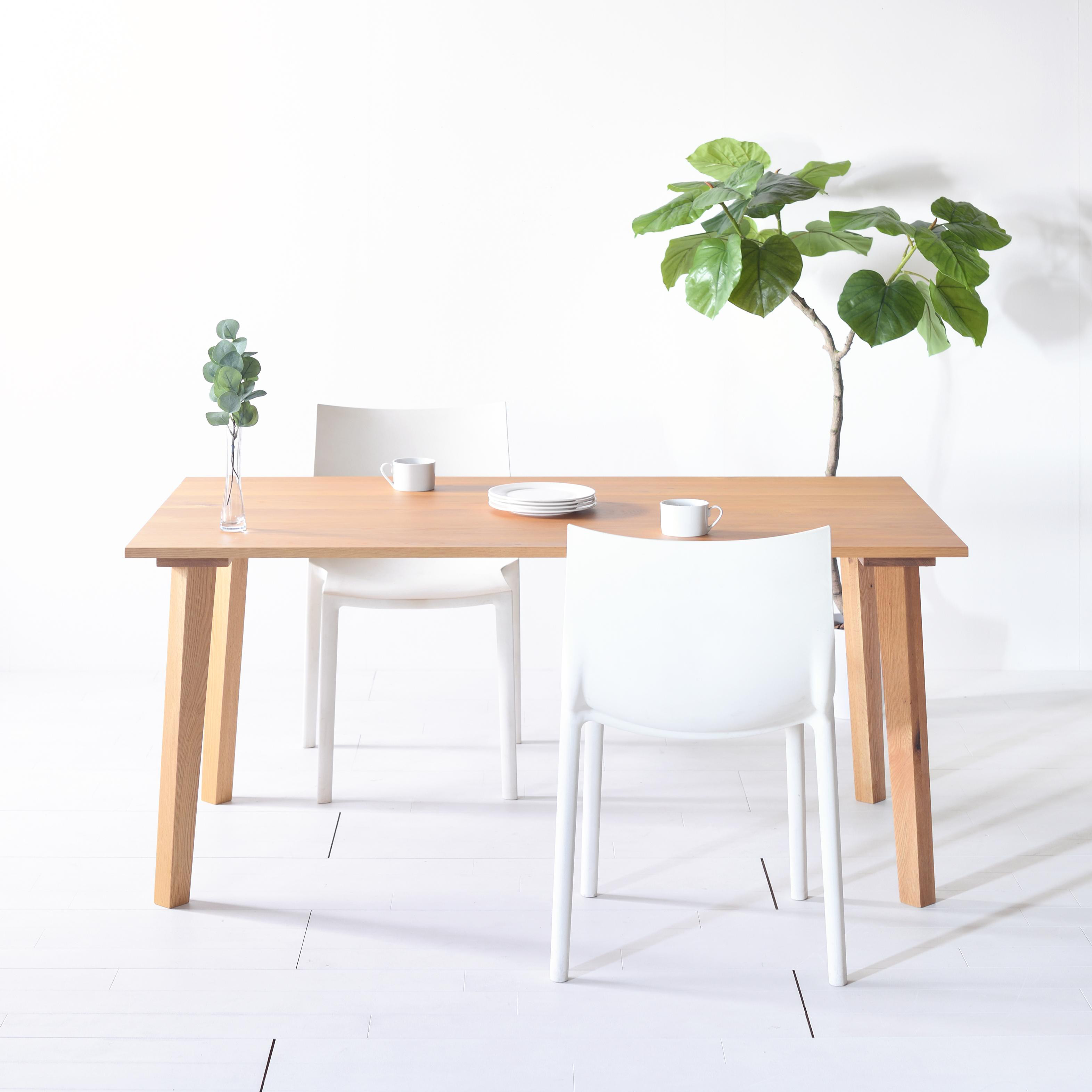 【シンプルモダンテイストのダイニングテーブル】 セブンダイニングテーブル 180 オーク 無垢材 アールテック