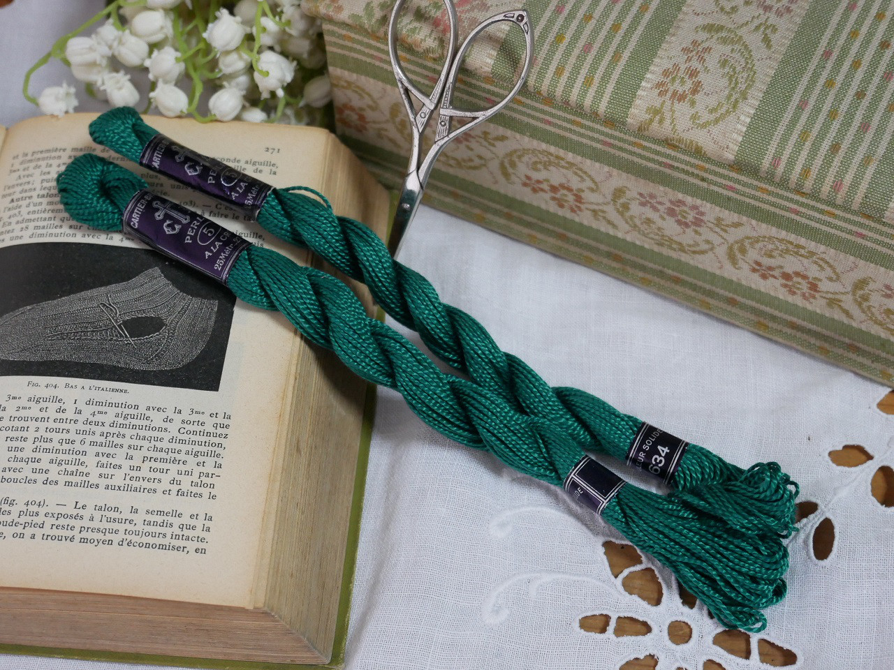 フランス　ビンテージ　メルスリー　カルティエブレッソン　赤糸　刺繍糸　裁縫　手芸 e8297d8abd632ac6dd6ec228dd9f34