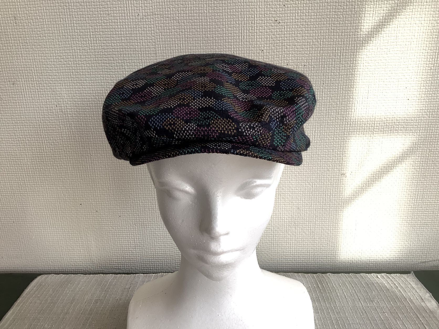 伝統織物のトップブランド塩沢紬　ハンチィング（アジャスター付）男女兼用　フリーサイズ　C22