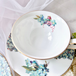 勿忘草の花畑　ティーカップ&ソーサー 3枚目の画像