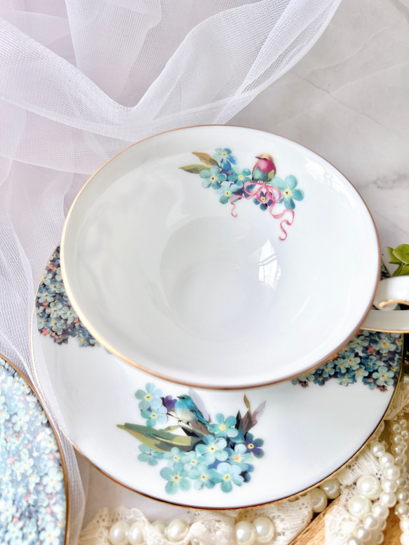 勿忘草の花畑　ティーカップ&ソーサー 3枚目の画像