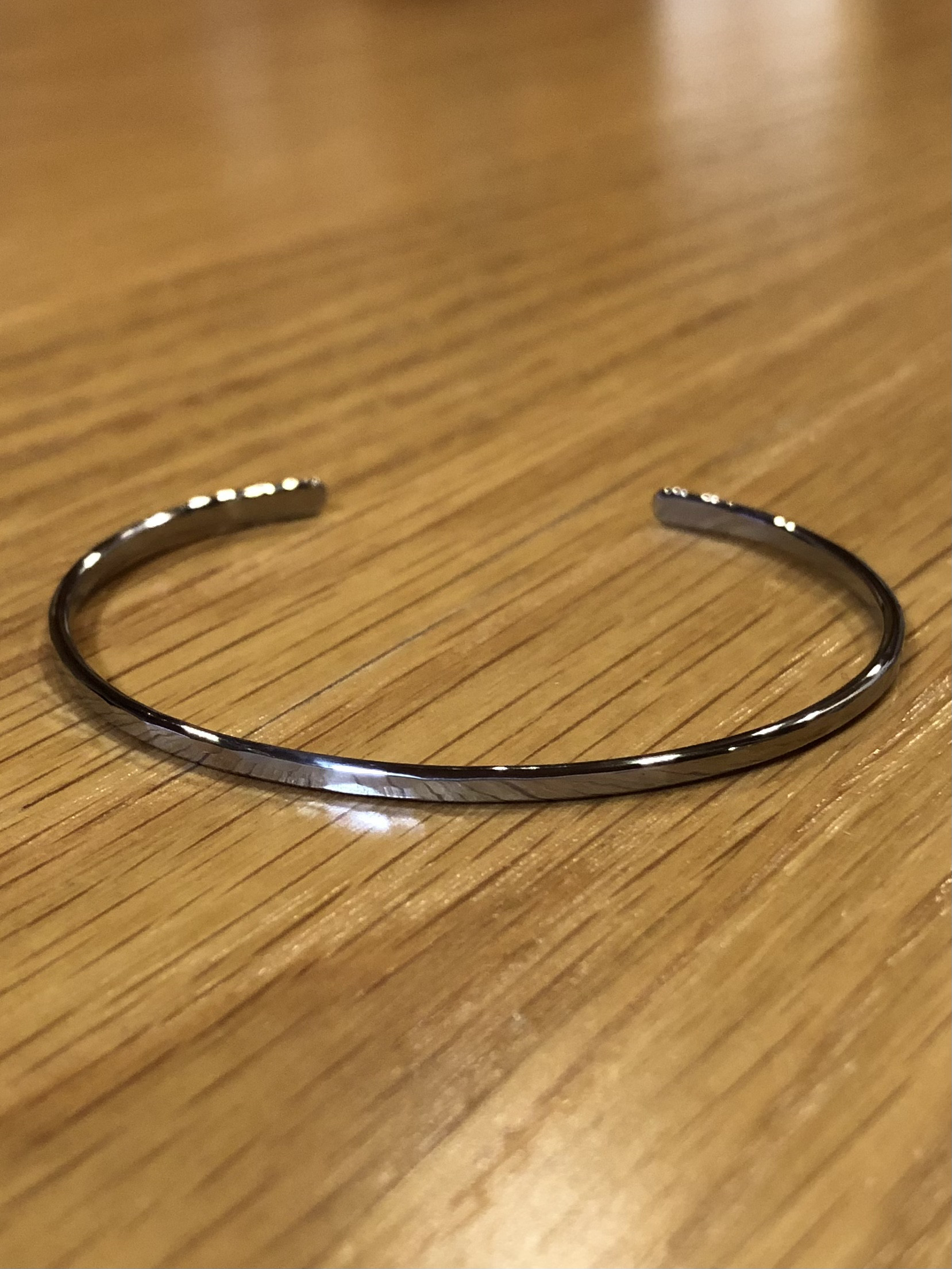 titanium bangle 純チタン製 バングル ブレスレット